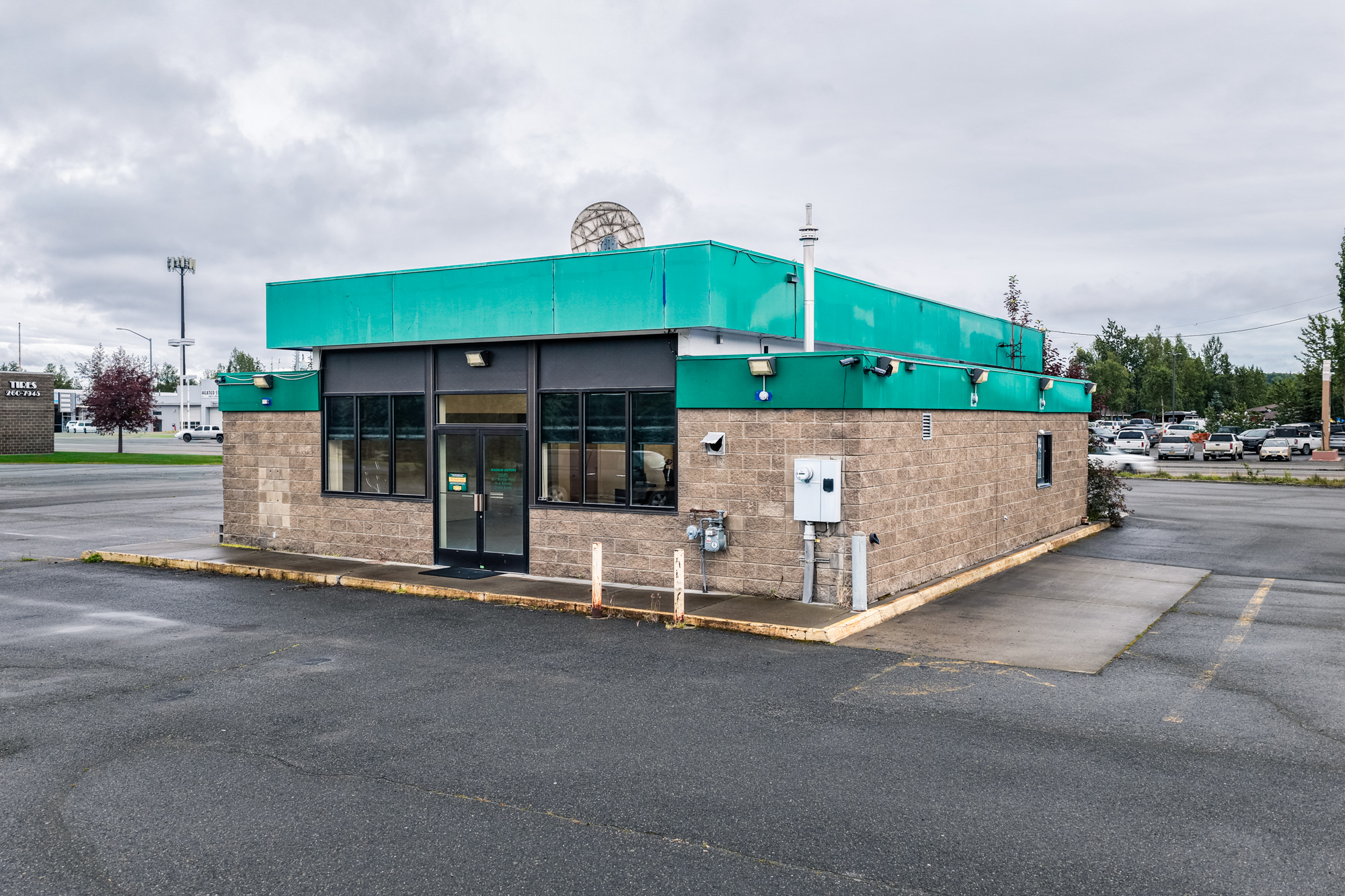 Commercial Building Corner & Lot