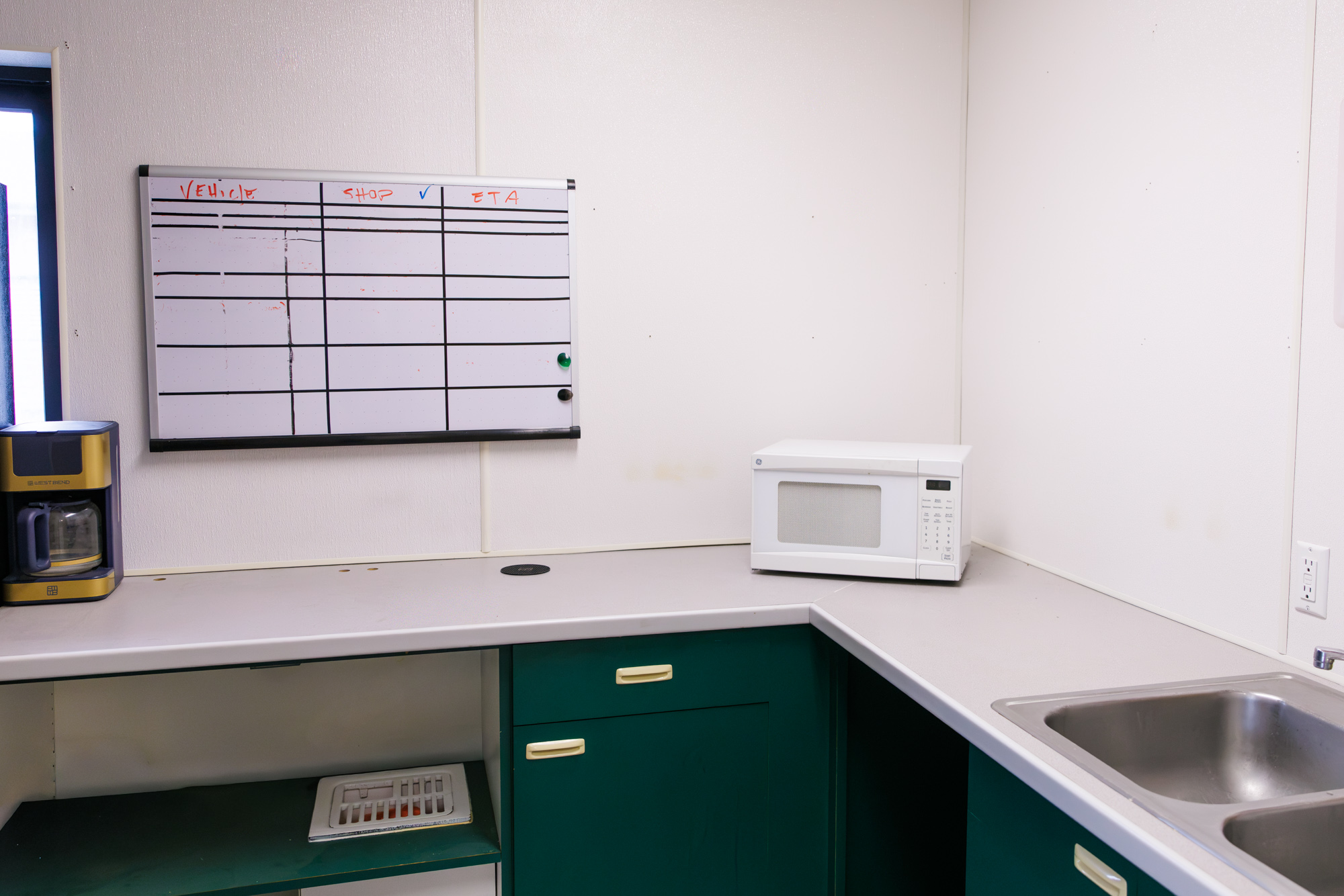 Employee Break Room & Kitchenette